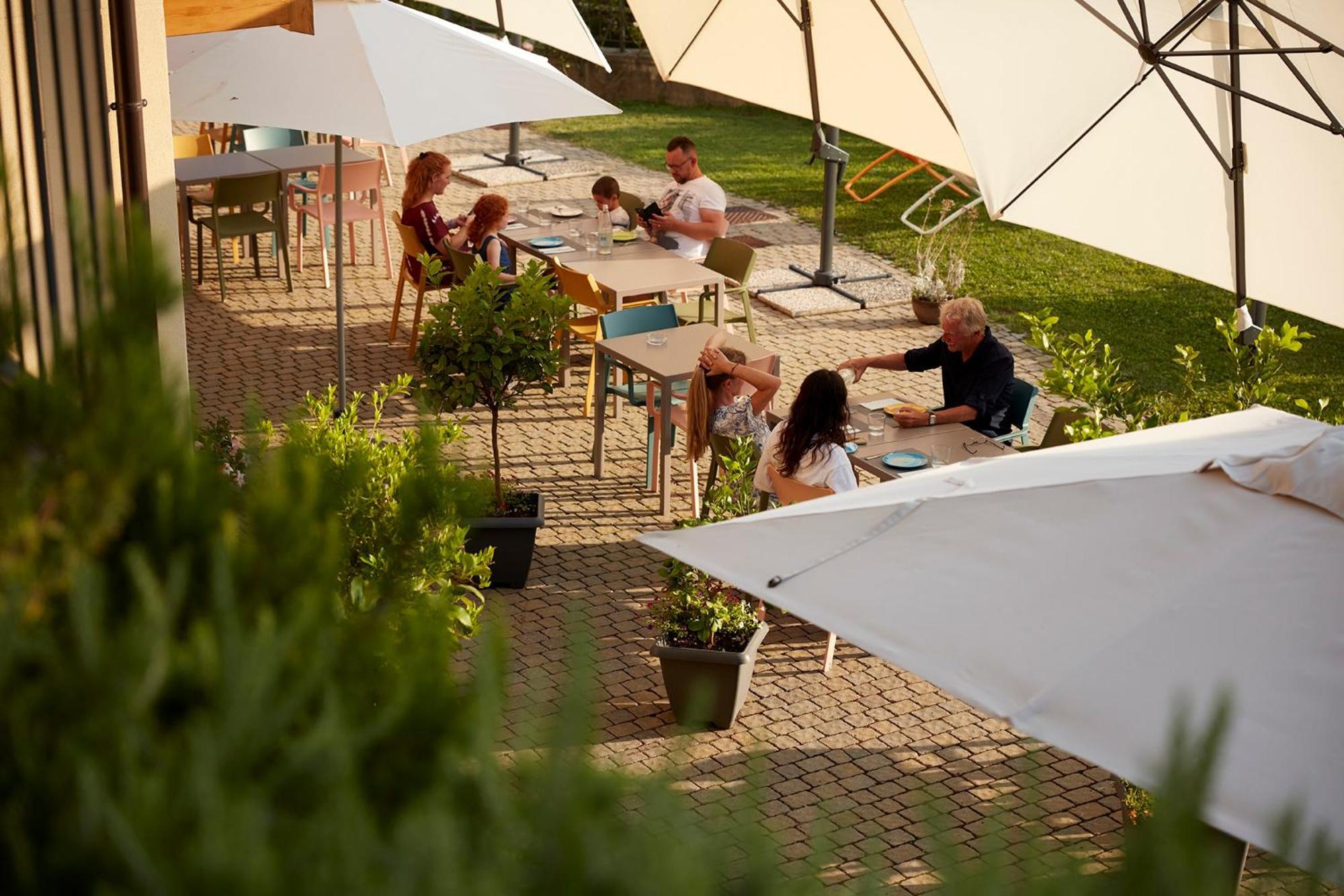 Agriturismo Deviscio Леко Екстериор снимка