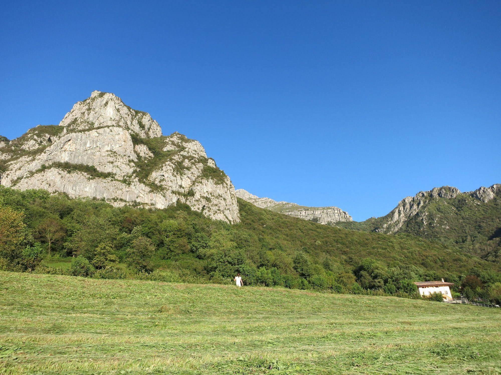 Agriturismo Deviscio Леко Екстериор снимка